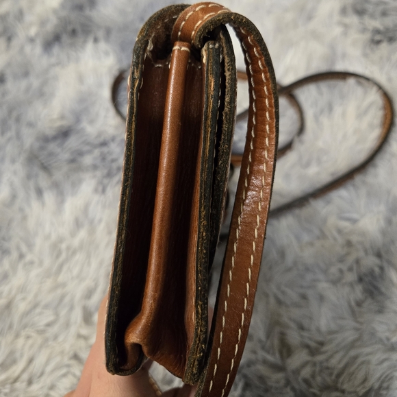 Patricia Nash• Torri leather brown crossbody bag w/ tooled floral pattern. - Picture 9 of 16